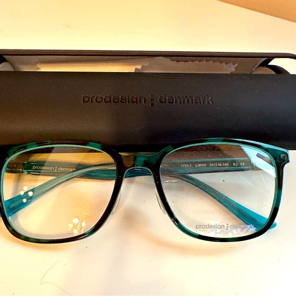 Pro design Denmark brand new frames